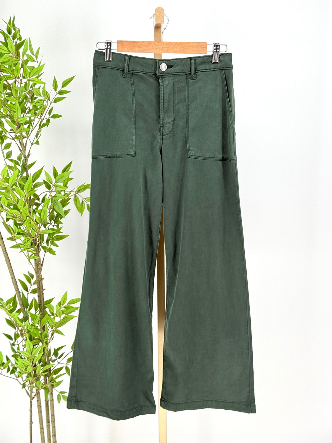 KUT Meg hi rise Wide Leg Tencel trouser KUT Meg hi rise Wide Leg Tencel trouser