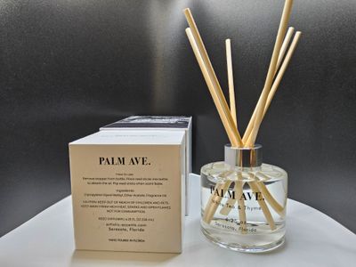 Palm Ave. White Tea &amp; Thyme Reed Diffuser