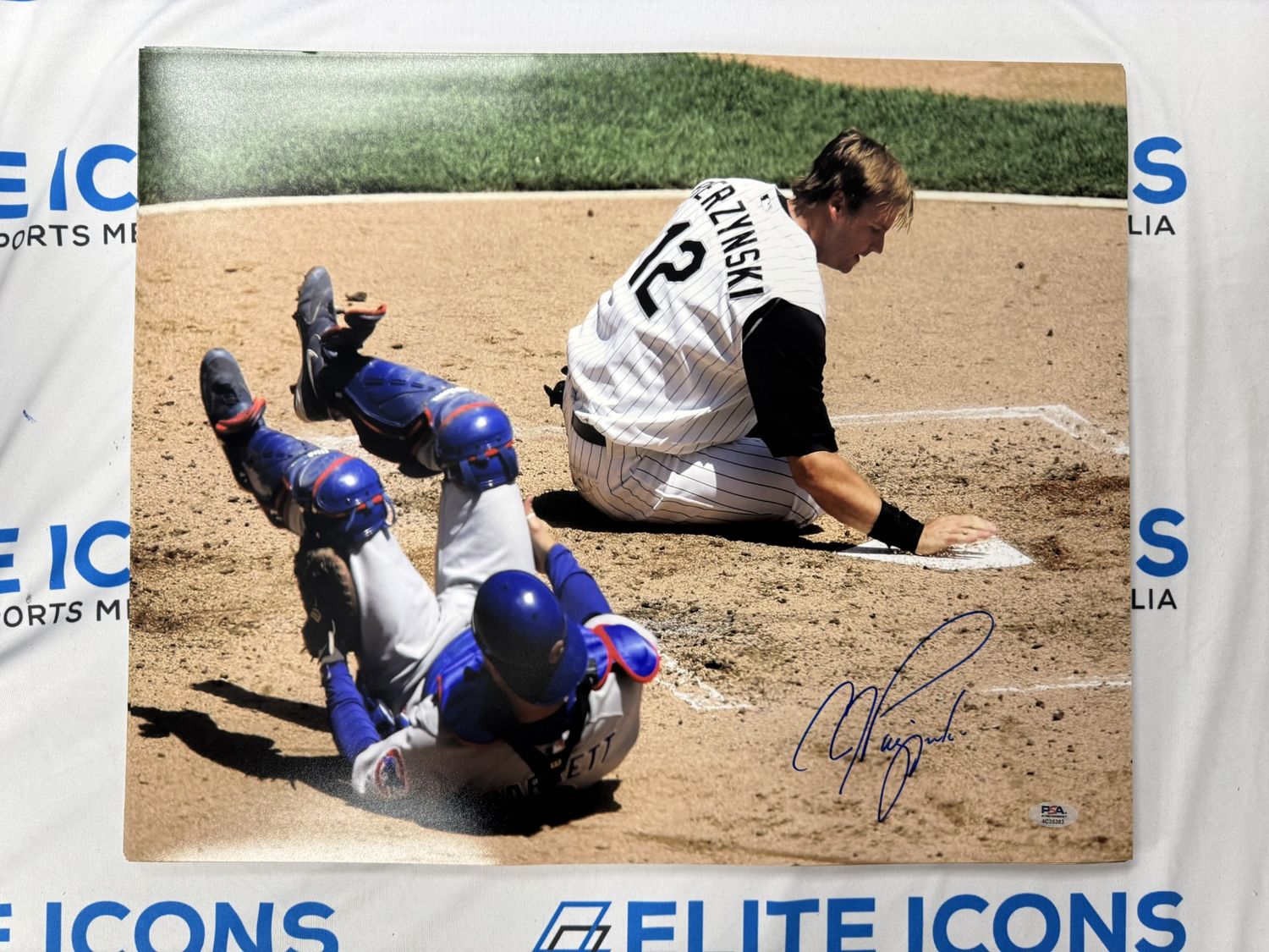 AJ Pierzynski Signed 16x20 Photo (PSA COA)