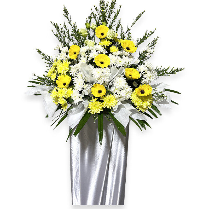 CD33 Morning Dew Wreath