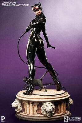 Statuette DC Comics - Catwoman Premium Format 58 cm
