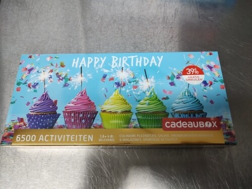 cadeaubox 'HAPPY BIRTHDAY'