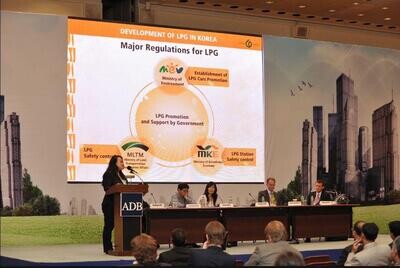 ASIAN DEVELOPMENT BANK (ADB) FOR BIOGAS TRANSPORT "INCLUSIVE AND SUSTAINABLE TRANSPORT FORUM" MANILA, PHILIPPINES.
