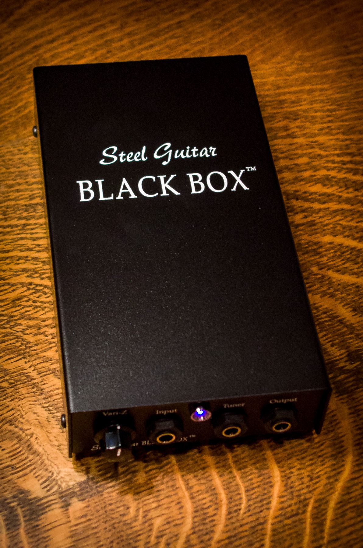 Sarno Steel Guitar Black Box