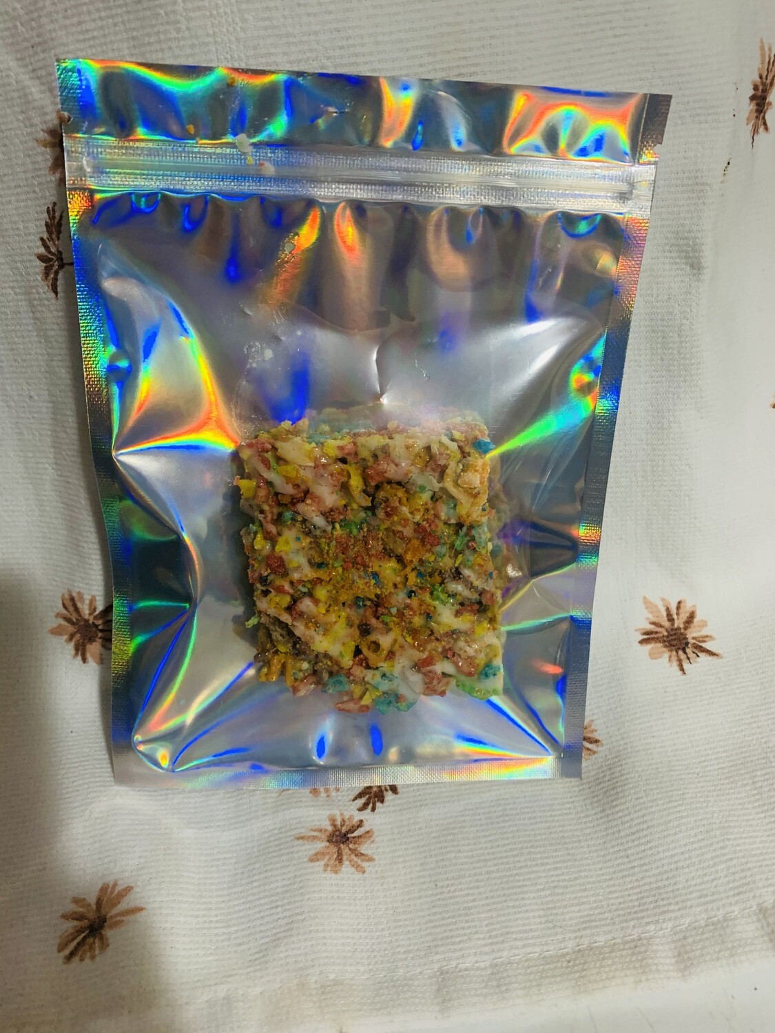 Fruity Pebbles Bar With Glaze