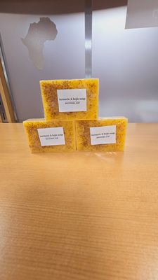 TUMERIC w/Kojic scrub soap