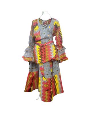 Full flare 2 pcs w/ wrap top Full flare 2 pcs w/ wrap top