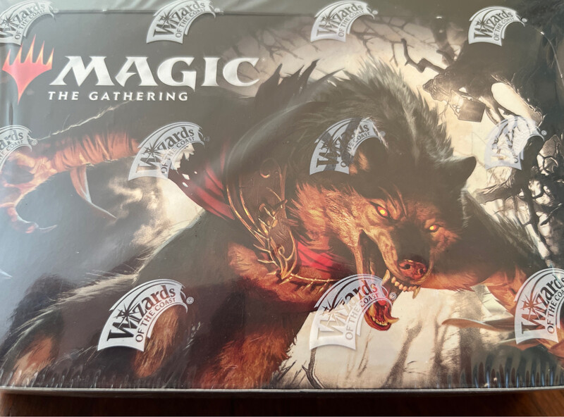 Innistrad Midnight Hunt Draft Booster Display.