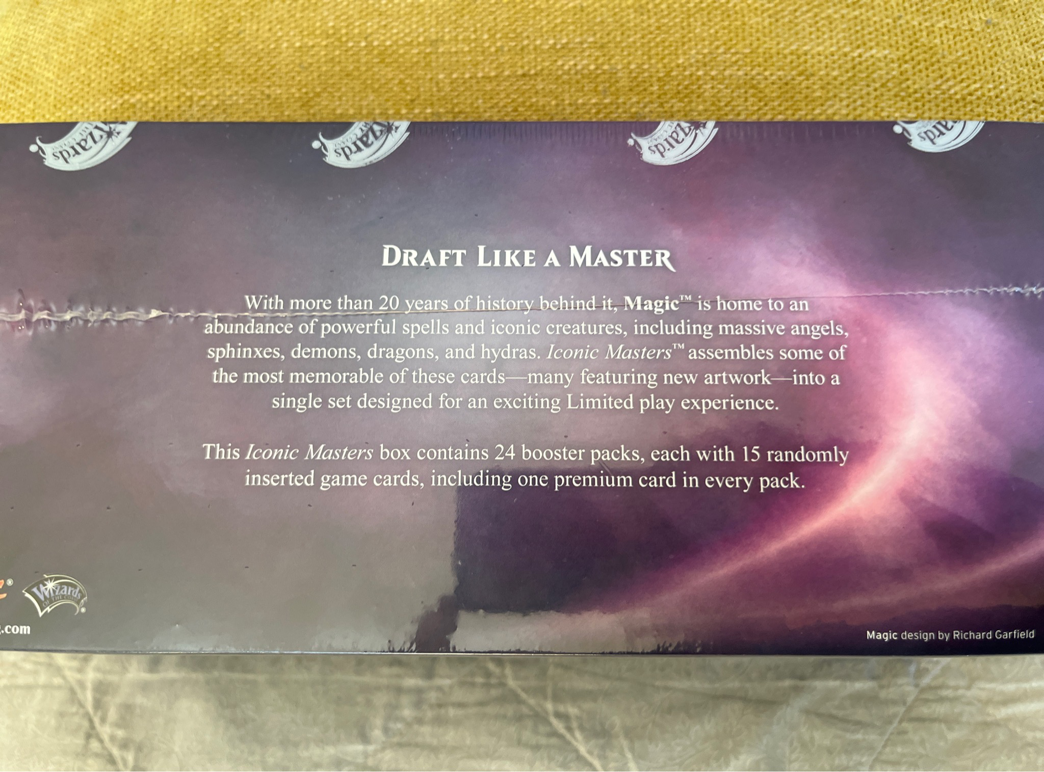 Iconic Masters Booster Display