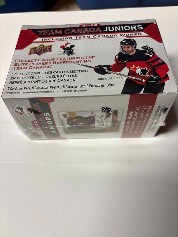 2022 Upper Deck Team Canada Junior Blaster