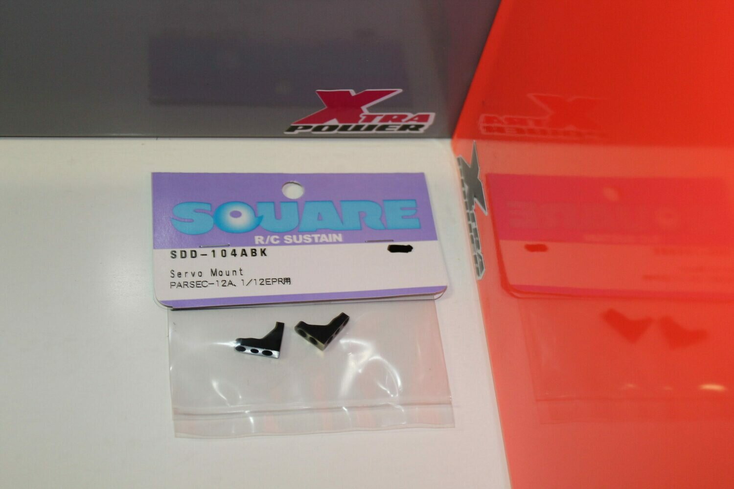 Servo Mount studs(metric) SDD-104ABK Parsec