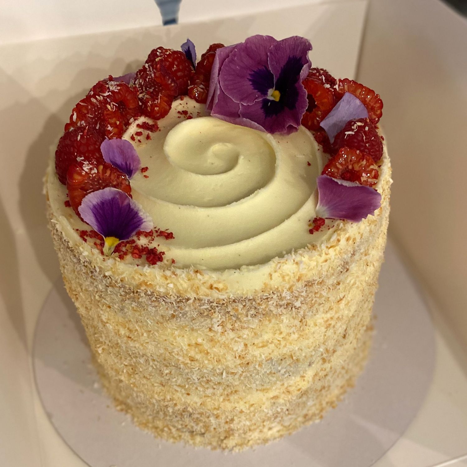 White chocolate, raspberry & coconut