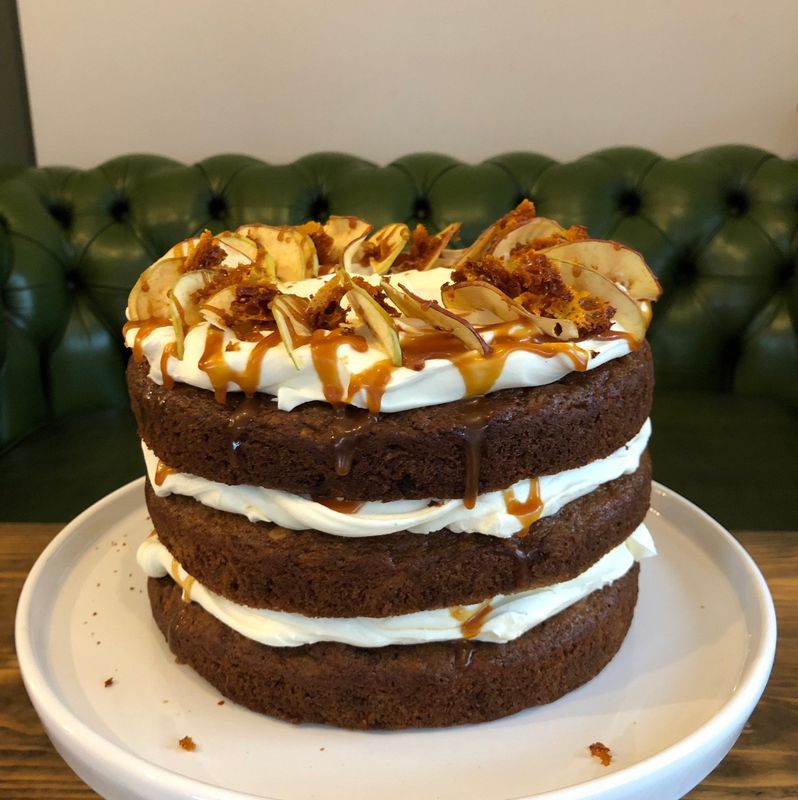 Toffee apple cake