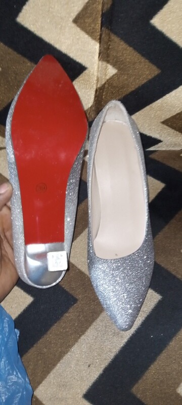 SAMPLE. Glitter shoes
