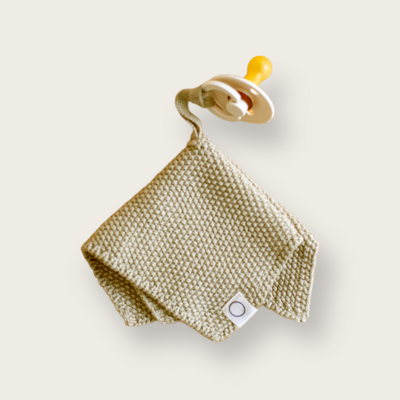 Coco & Pine - Knitted Pacifier Hanger - Olive