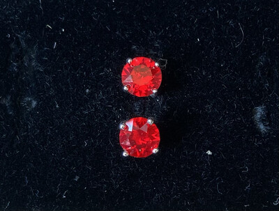 Oorbellen zilver Swarovski kristal rood