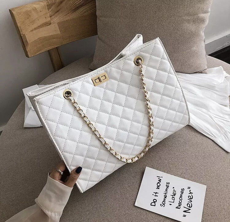 Grote handtas met ketting wit-goud 32x24x15cm