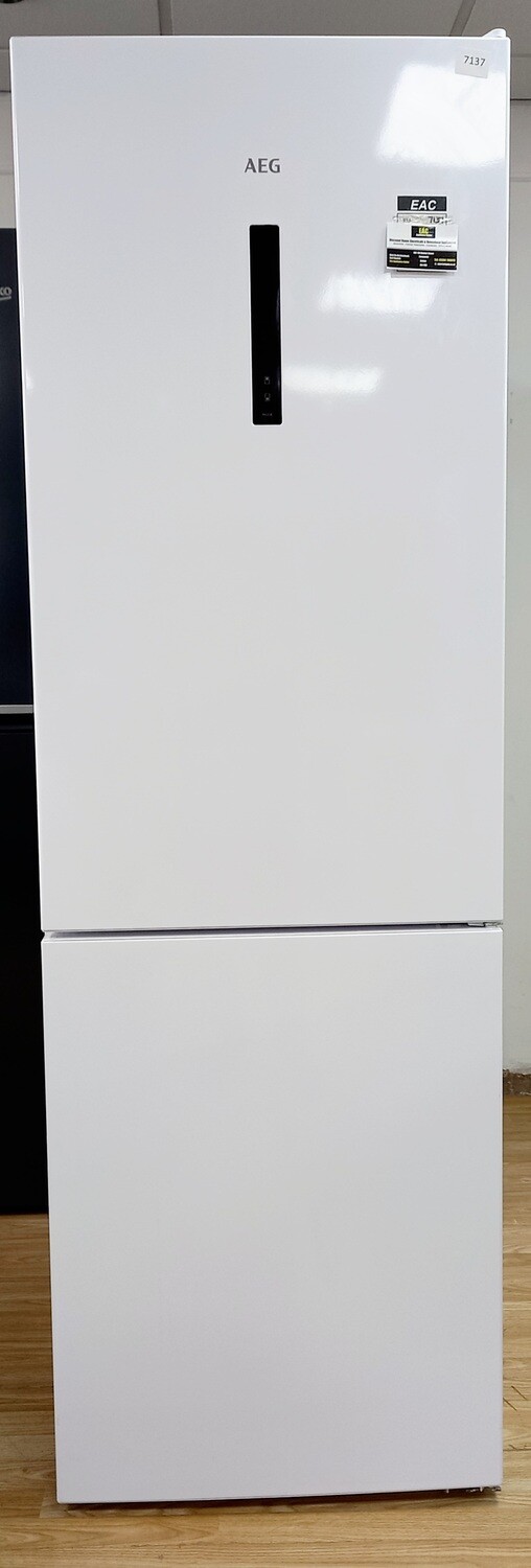 AEG 7000 Series RCB732E5MB 1.86m 60/40 Frost Free Fridge Freezer - White