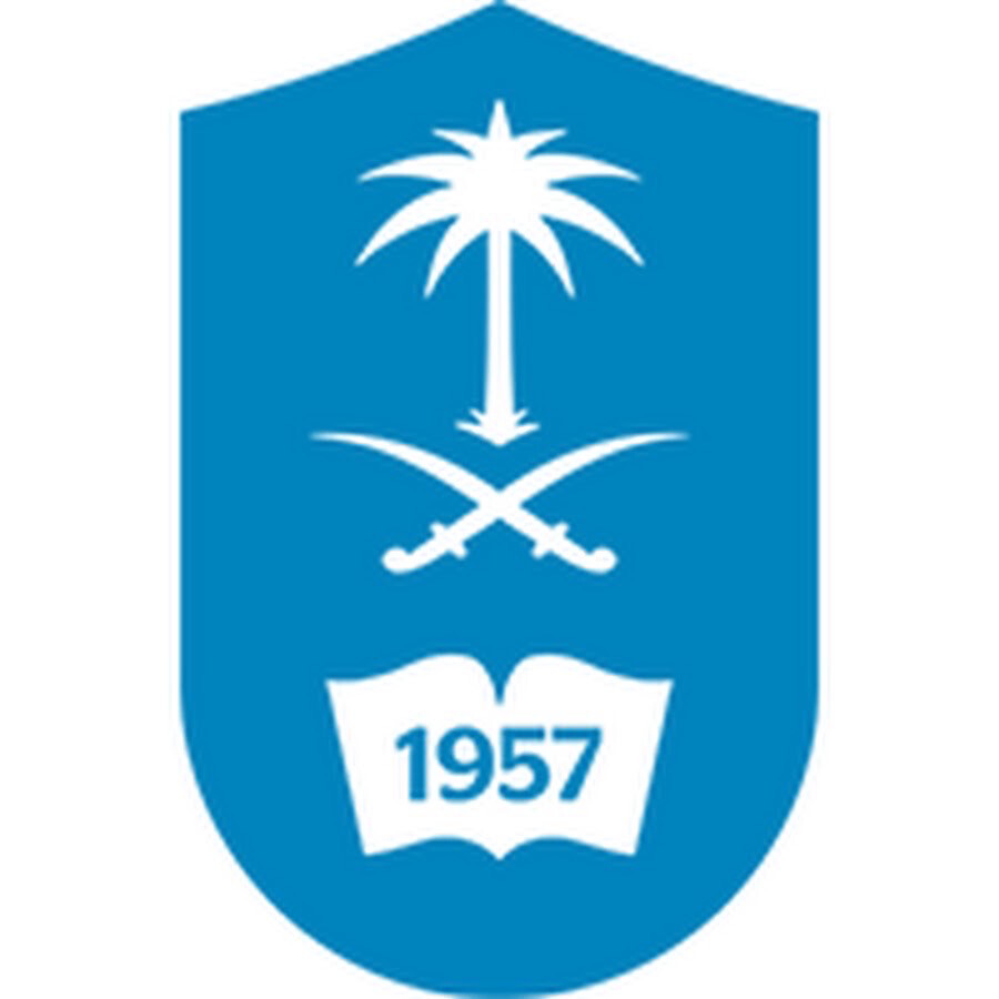 تيشيرت جامعة الملك سعود