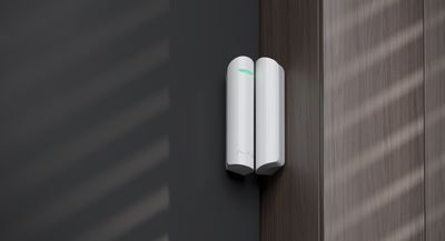 Ajax DoorProtect Plus Wit