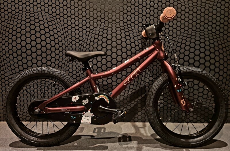 Scott Contessa 16" €379