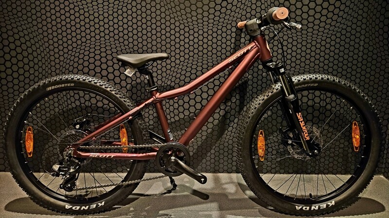 Scott Contessa 24" Disc