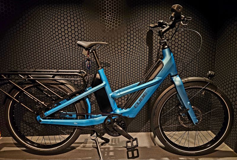 Cube Longtail Hybrid 725