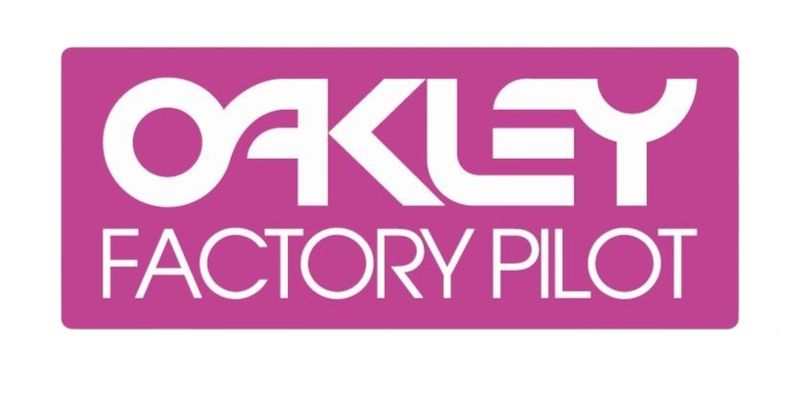 Oakley factory Pilot Purple/White