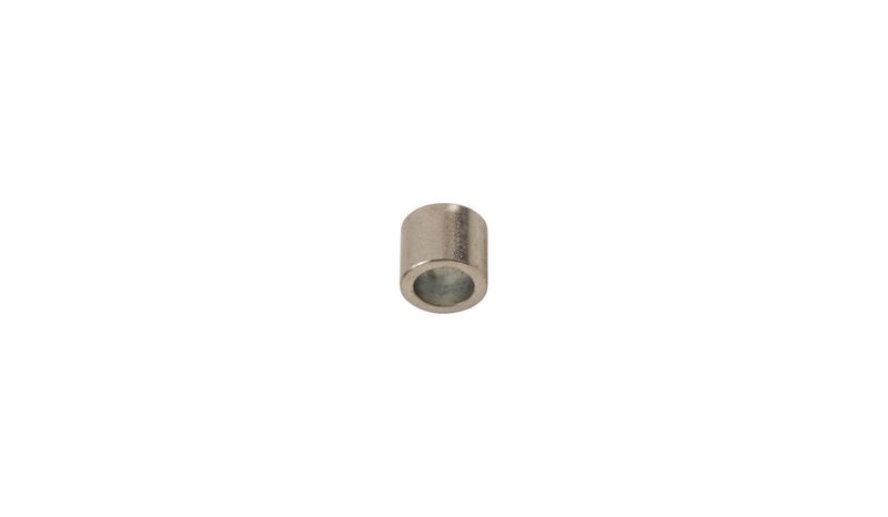 3. Distance Bush Fender