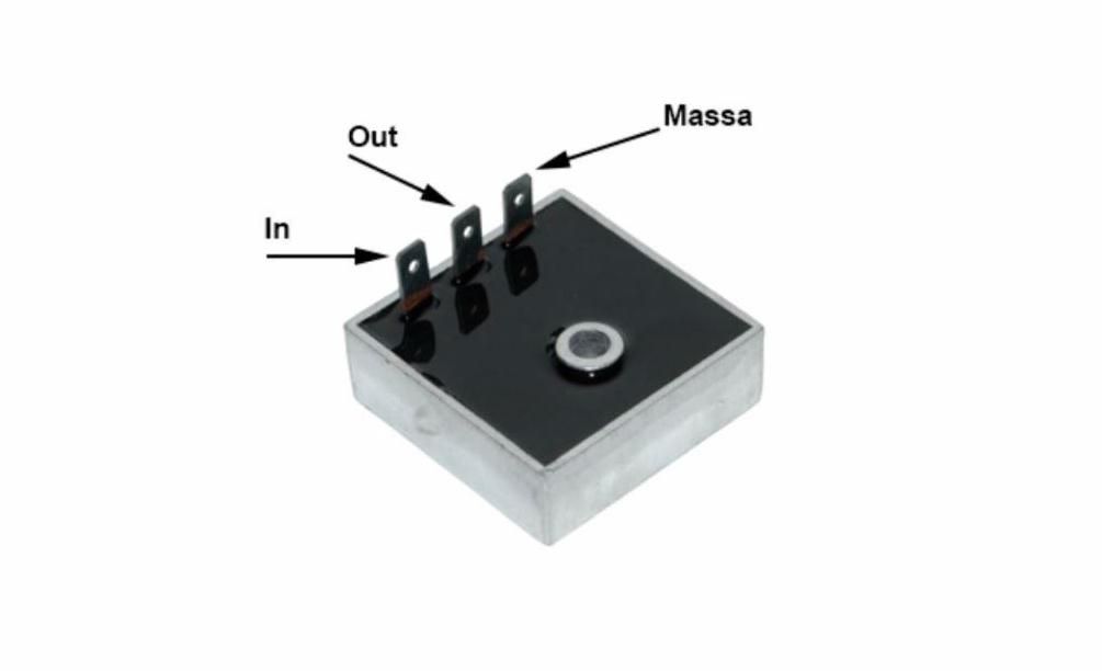 Voltage regulator 6v 3-pole