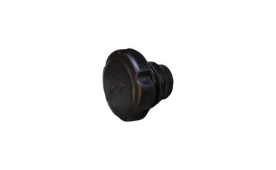 7. Fuel Cap Black Short 2%