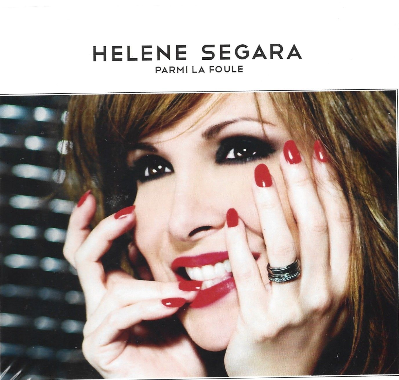 helene segara : parmi la foule