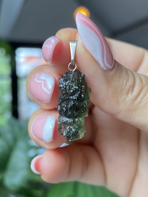 Moldaviet Hanger 2,4 gram (Gehaald in Tsjechië)