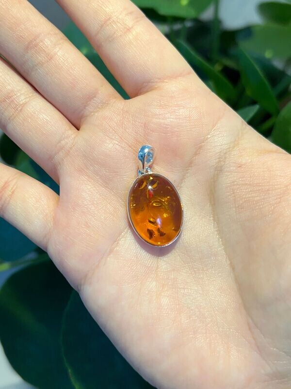 Amber/barnsteen kettinghanger (groot)