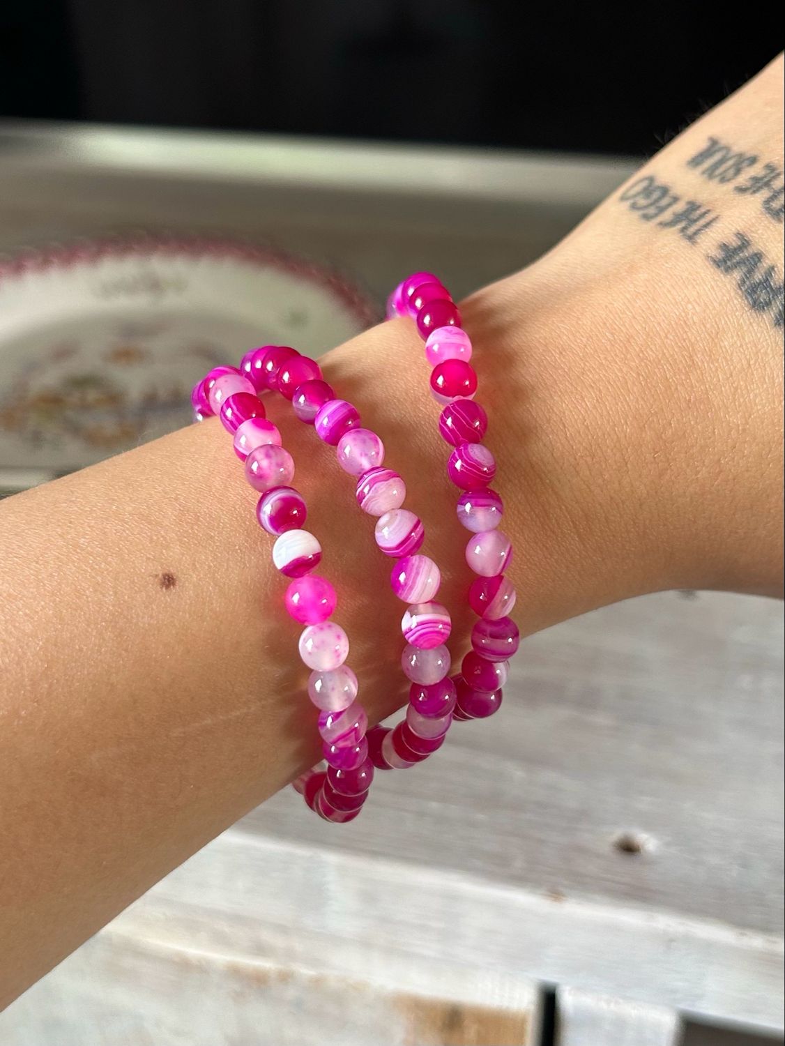Roze agaat kogelarmband 6mm (gekleurd)