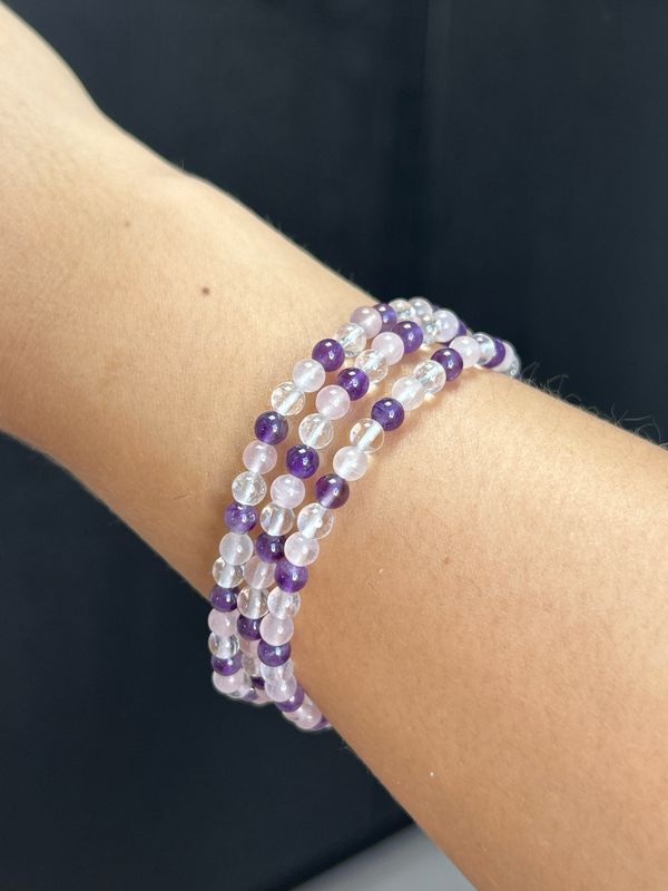 Gouden driehoek kogel armband 4mm