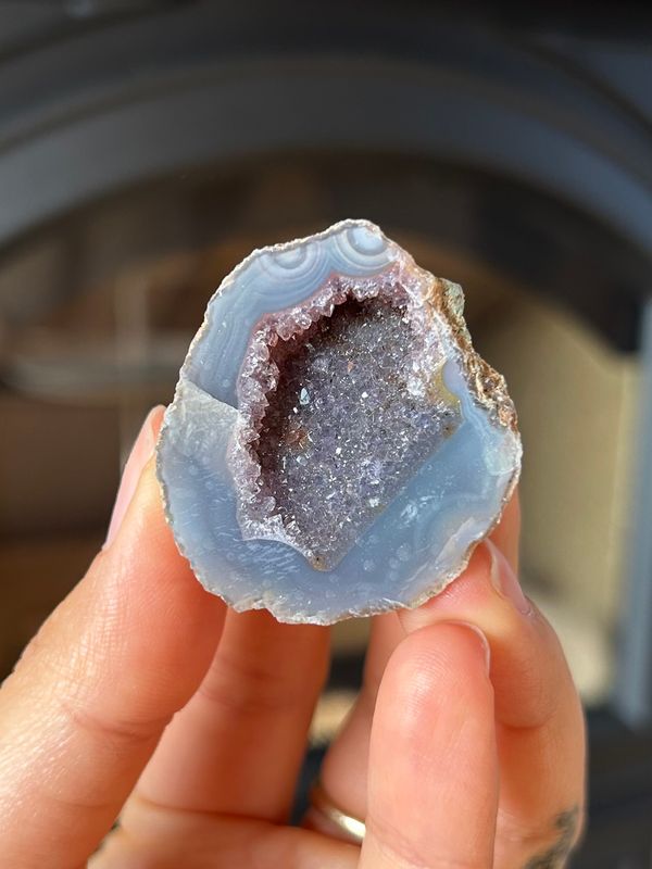 Agaat geode (met amethist)