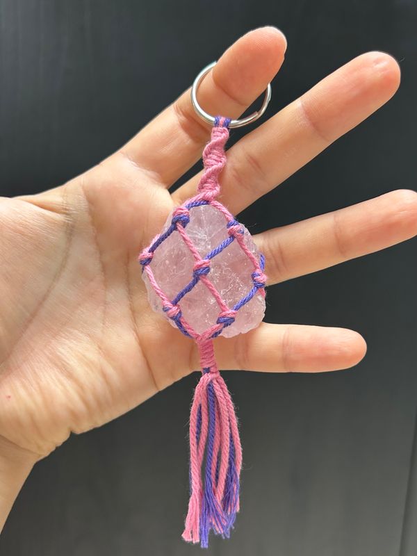 Rozenkwarts  (sleutel) hanger