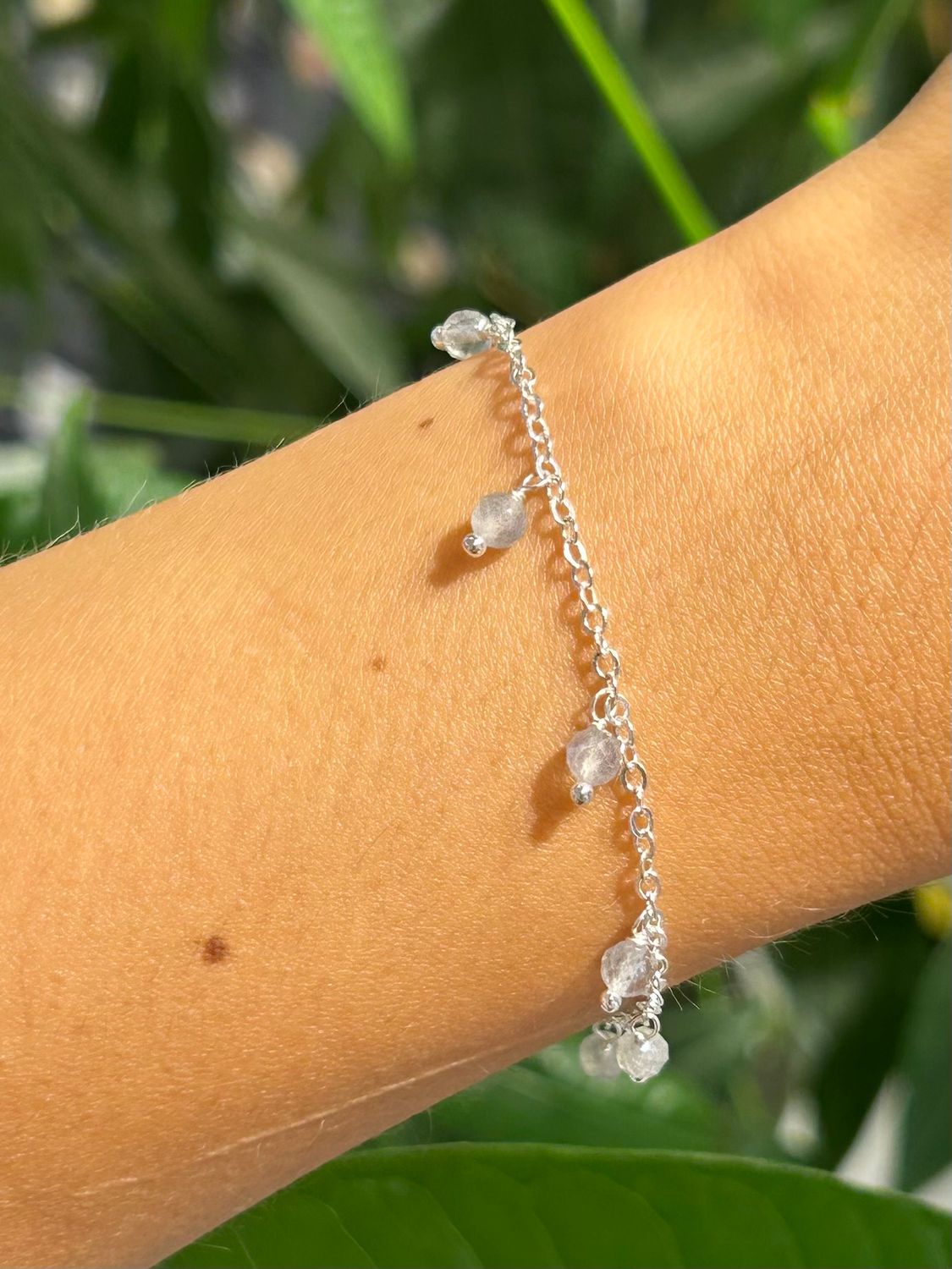 Chained armband labradoriet (zilver)
