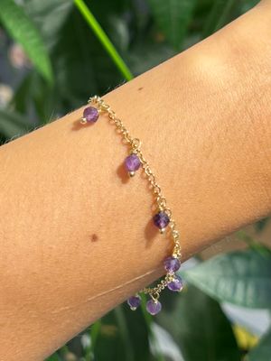 Chained armband amethist (verguld roestvast staal) Chained armband amethist (verguld roestvast staal)