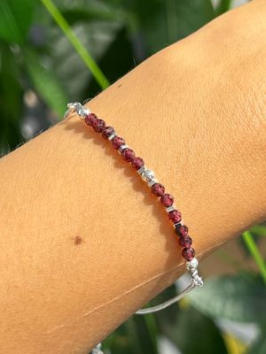 Original armband granaat (zilver)