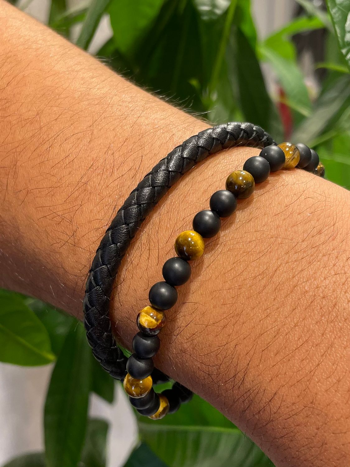 Golden spirit armband (onyx / tijgeroog) (pre-order)