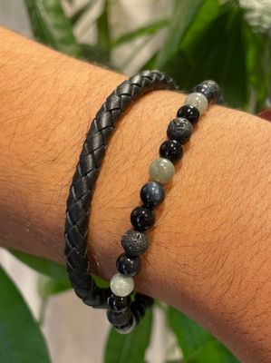 Dark moon armband (energie & helderheid) (pre-order) Dark moon armband (energie & helderheid) (pre-order)