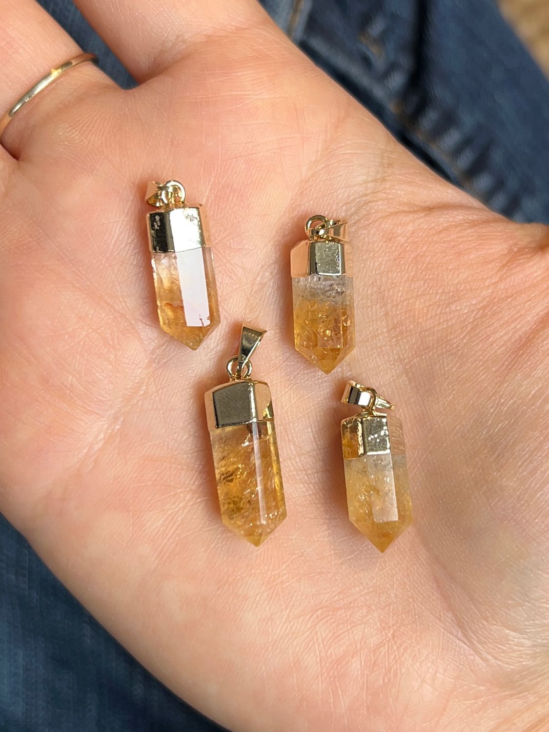 Gouden citrien pendant