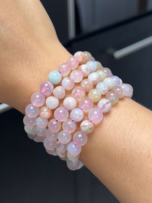Nelly's fav! Kersenbloesem agaat met chalcedoon kogelarmband (6/8mm) Nelly's fav! Kersenbloesem agaat met chalcedoon kogelarmband (6/8mm)