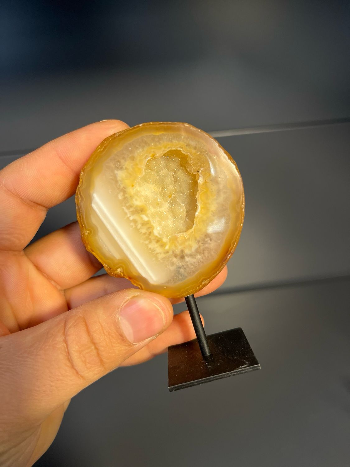 Kleine agaat op standaard Kleine agaat op standaard