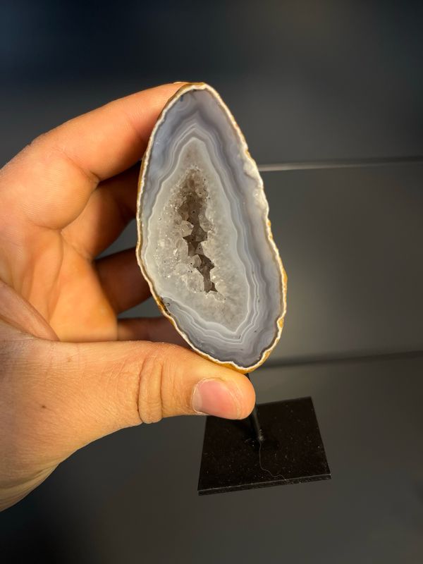 Kleine agaat op standaard Kleine agaat op standaard