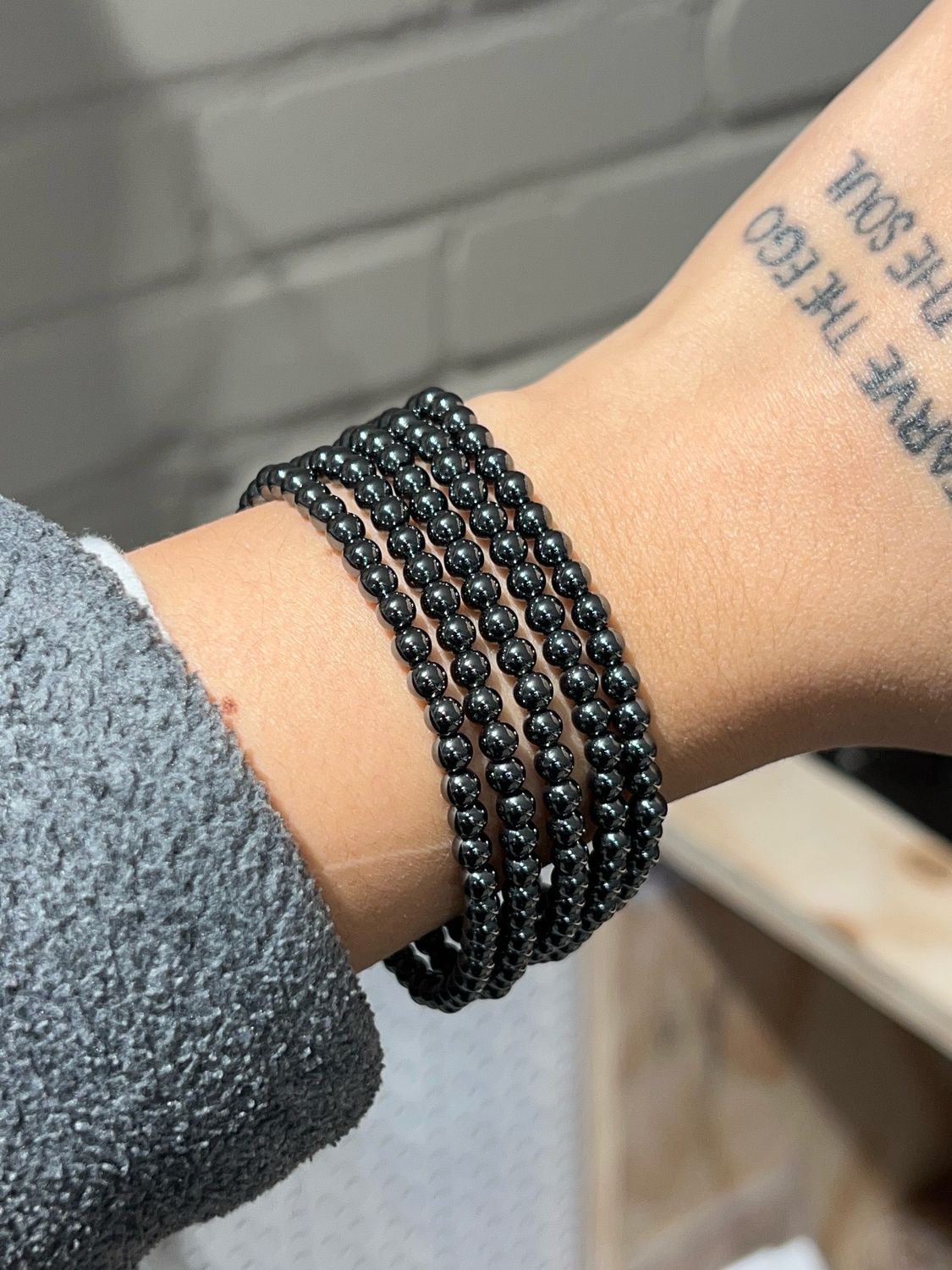 Hematiet kogel armband 4mm (tegen verslaving en dwangstoornis, ontladend en beschermend) Hematiet kogel armband 4mm (tegen verslaving en dwangstoornis, ontladend en beschermend)