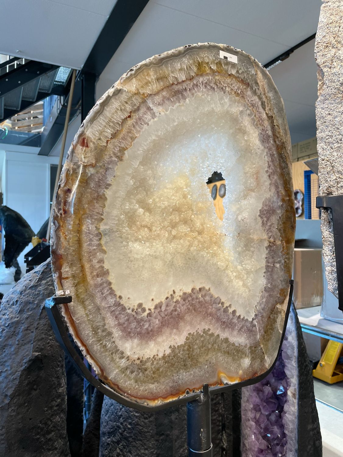 Mega schijf op standaard Mega schijf op standaard