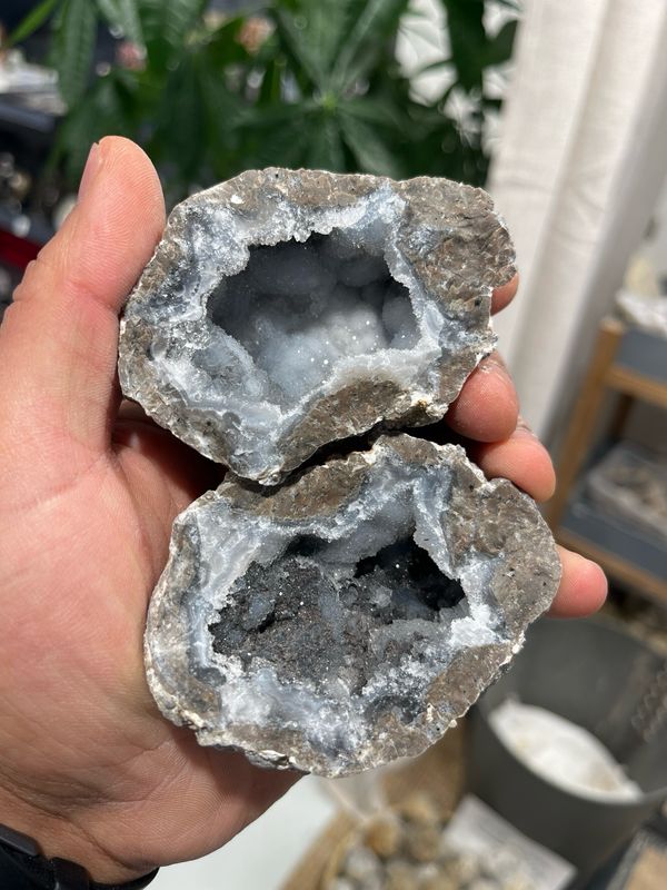 Chalcedoon geodes M Chalcedoon geodes M